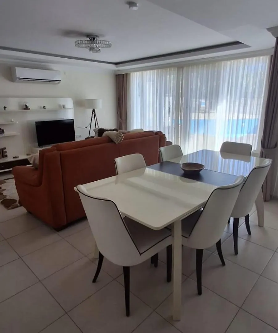 Residence Apart C1 Fethiye 0*,